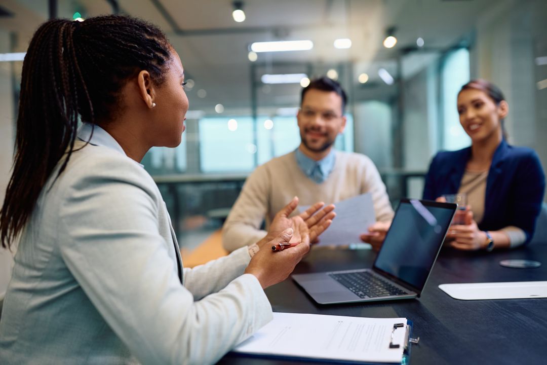 Questions Every Woman Should Ask Before Choosing a Financial Advisor